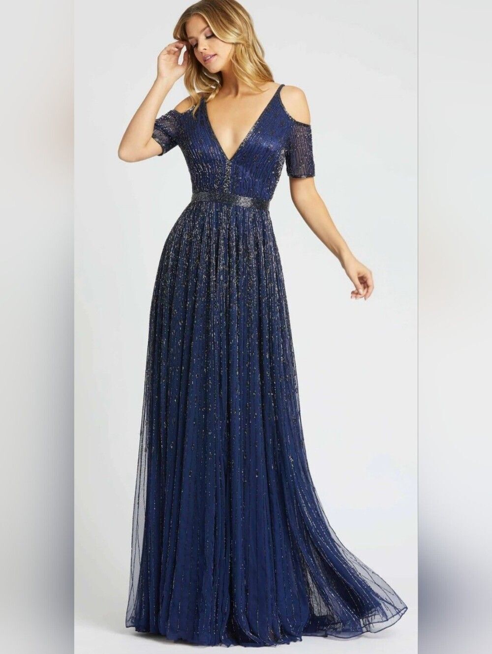 Mac Duggal 5175 Beaded Cold Shoulder A-line Gown NWOT Size 8 Navy Blue